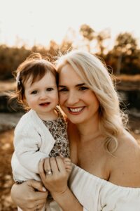 family photos at sunset 